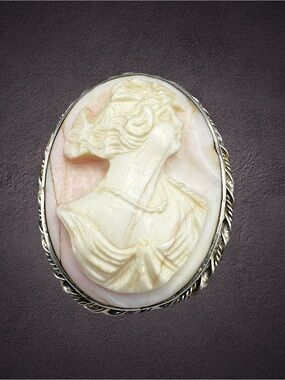 Antique Hallmarked Sterling Shell Cameo Brooch